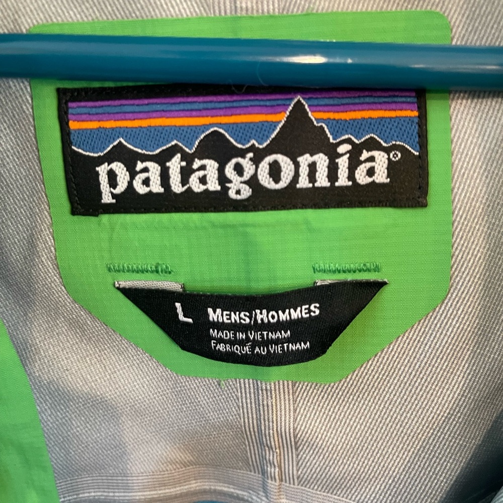 Patagonia Rain Jacket - Picture 3 of 9
